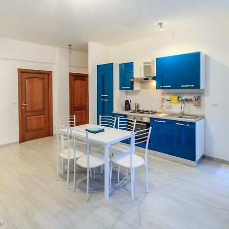 Appartamento Ristrutturato A Nuovo !!! 瓦拉泽 外观 照片